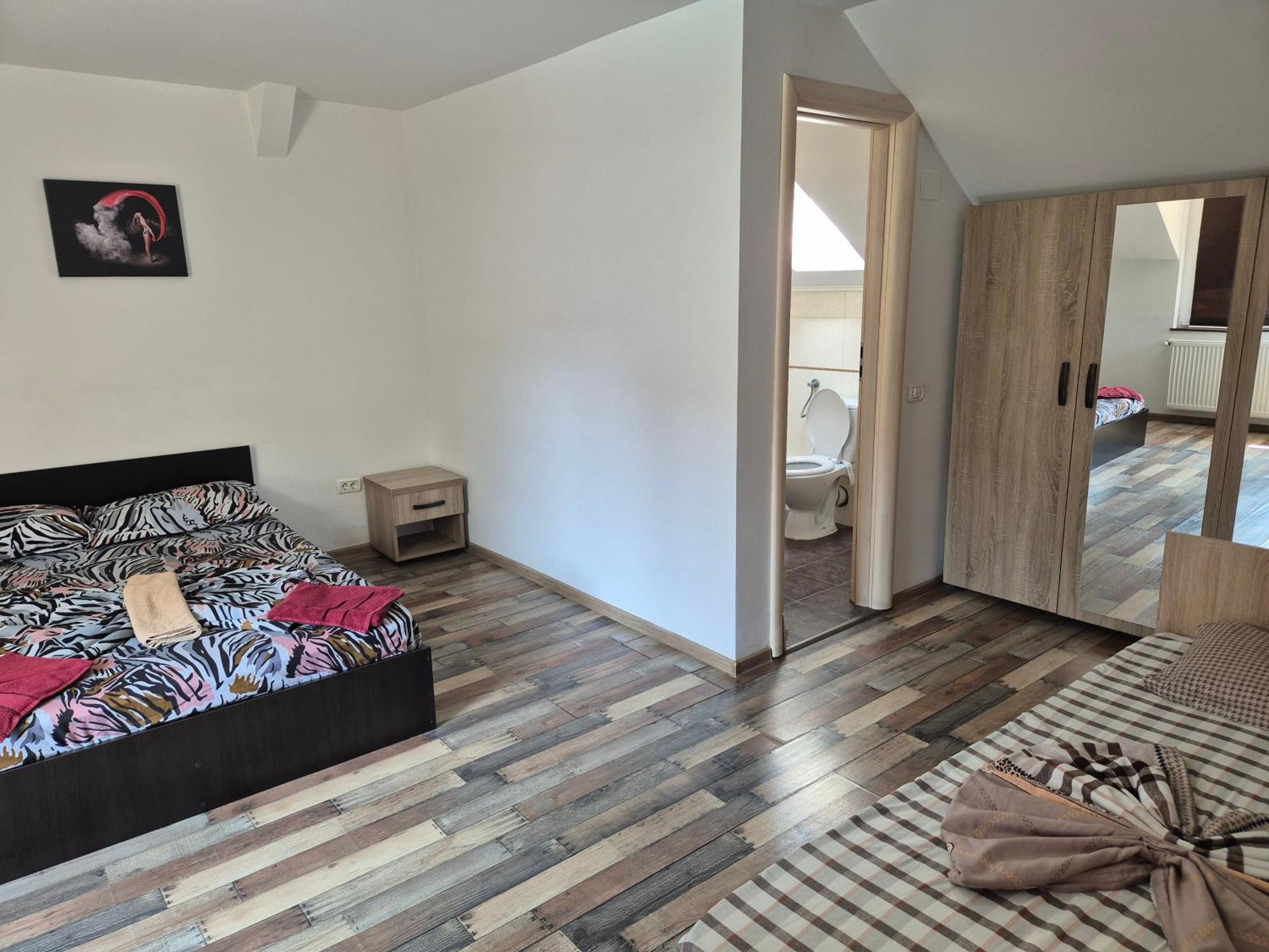 Apartamente De Inchiriat Lucky House Brašov Exteriér fotografie