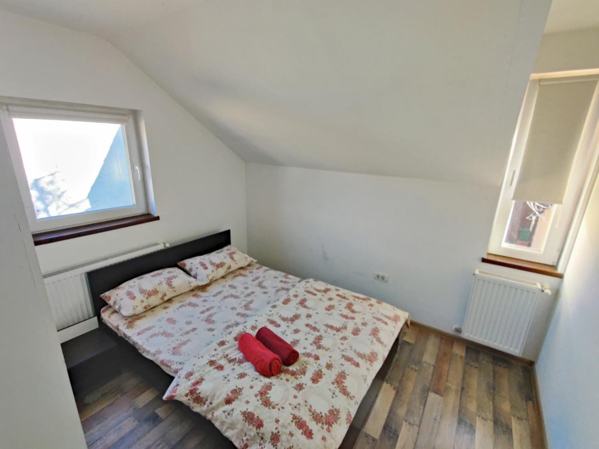 Apartamente De Inchiriat Lucky House Brašov Exteriér fotografie